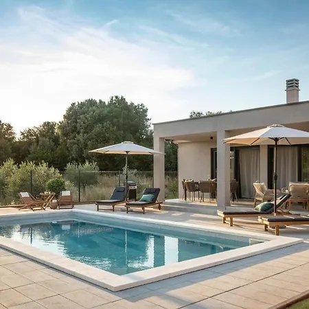 Casa Dvori By Istrialux *